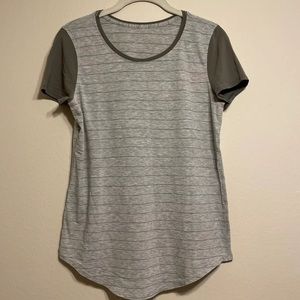 Lululemon t shirt